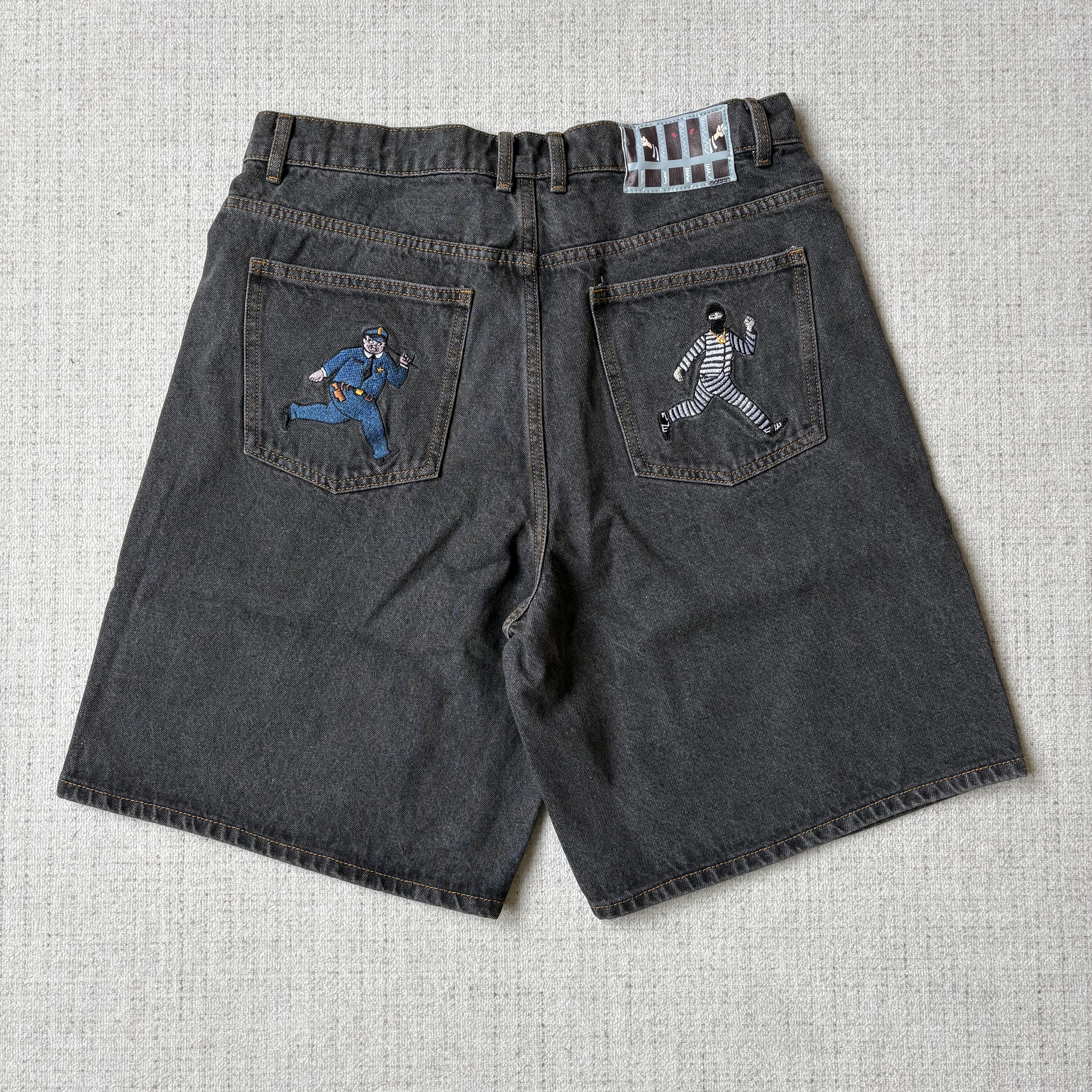 Poser jorts