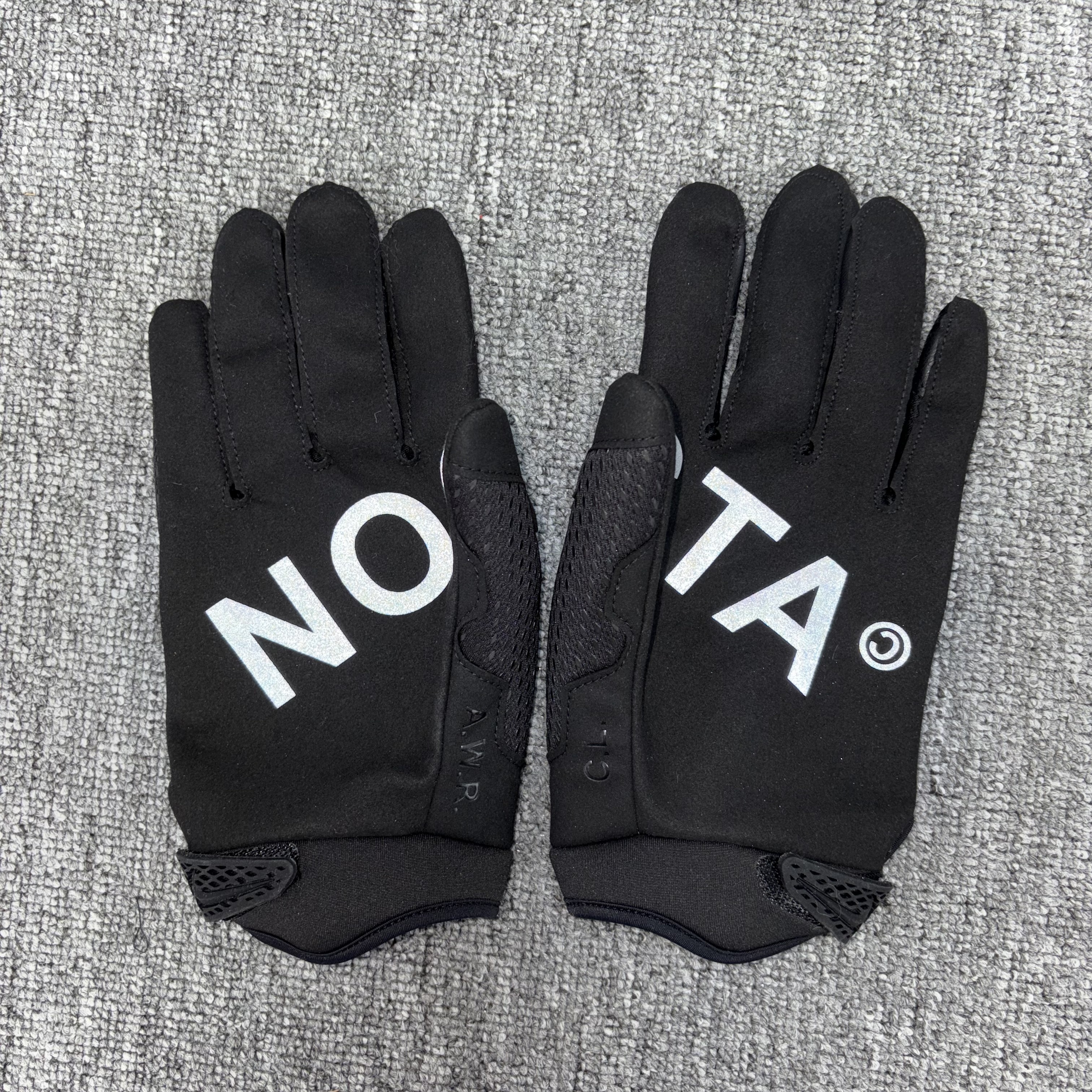 Nocta gloves